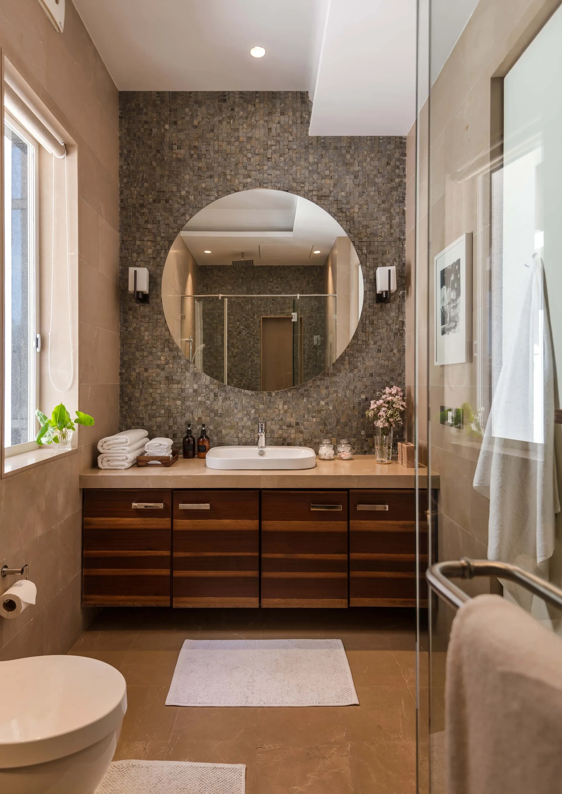 Elysia — Bathroom